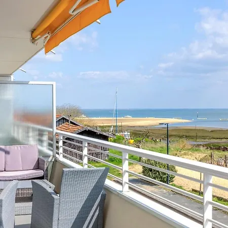 Vue Mer, 3 Etoiles * 阿卡雄